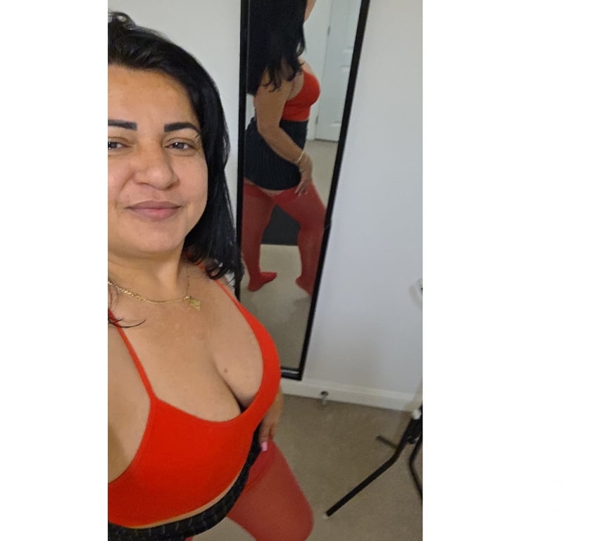 Escorts Hertfordshire Dacorum - Photos for Julie the best milf brazilian🇧🇷🇧🇷