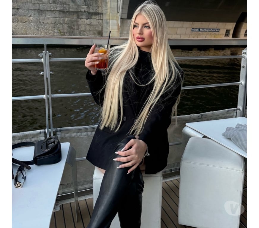 Escorts Leicestershire Leicester - Photos for BIA💋PARTY ON 🥳 NeW In Town 💜🥂😇🤗