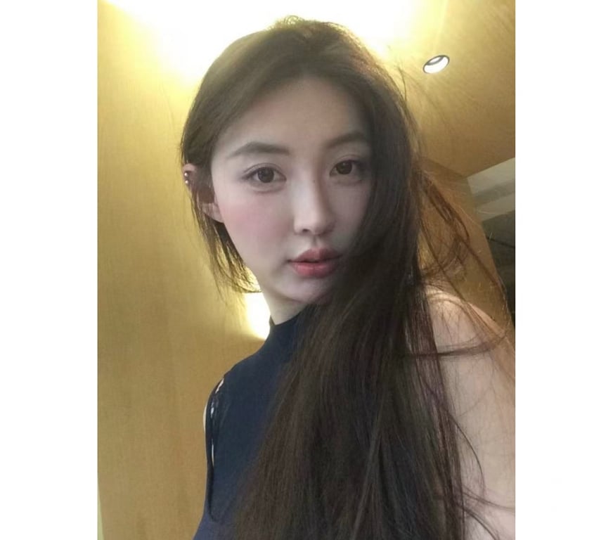 Escorts Shropshire Telford and Wrekin - Photos for Sexy Japanese girl