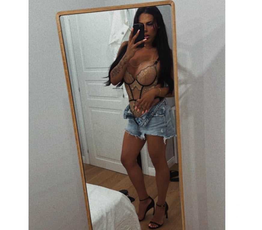 Escorts Hertfordshire Dacorum - Photos for TAYNA XL FiT 🇧🇷🥳
