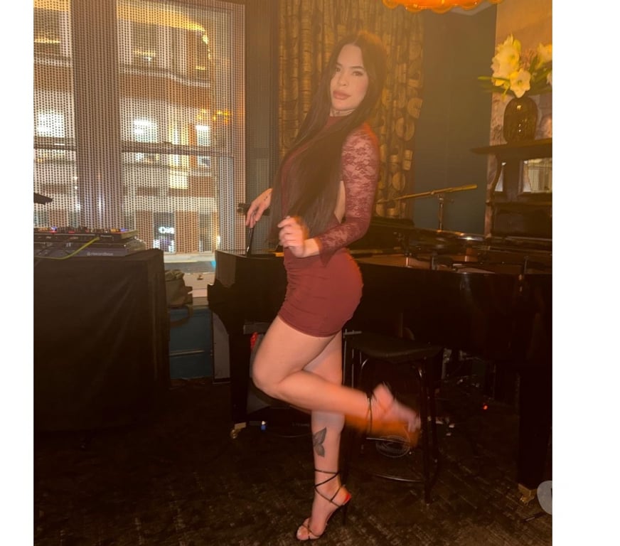 Escorts West London Hammersmith (Dist&Picc Line) Station - West London - Photos for Angel Brazilian 🇧🇷