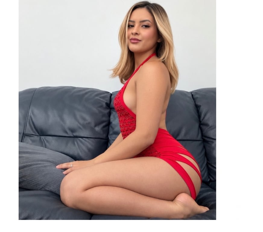 Escorts Buckinghamshire High Wycombe - Buckinghamshire - Photos for Jade Naughty ,petite available to Party 😈🔥🥂