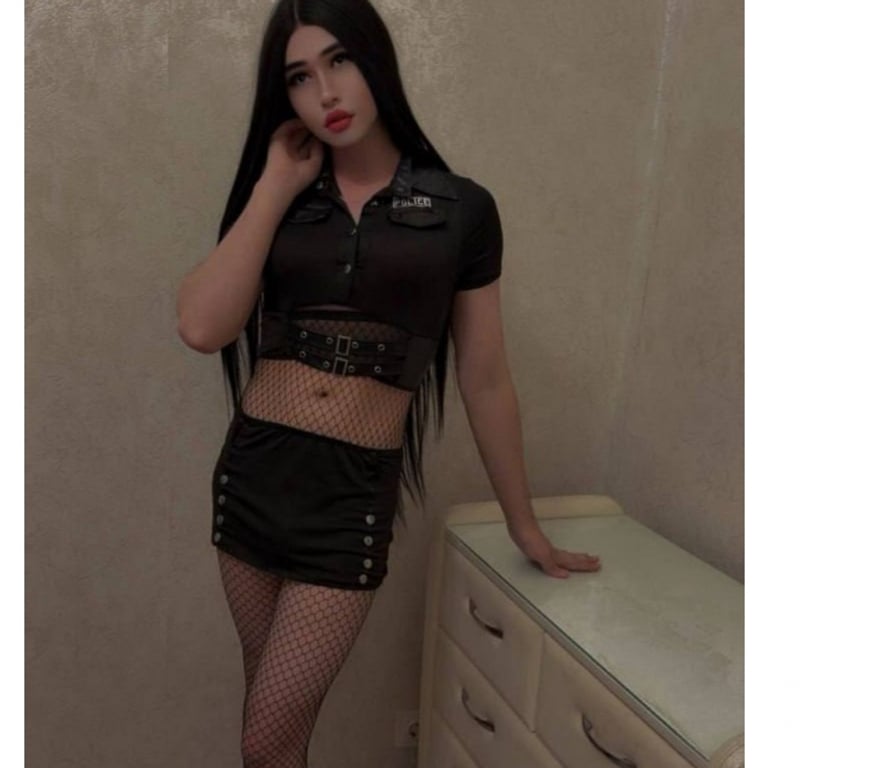Trans Escorts East London Redbridge - Photos for Stunning Trans Escort Available