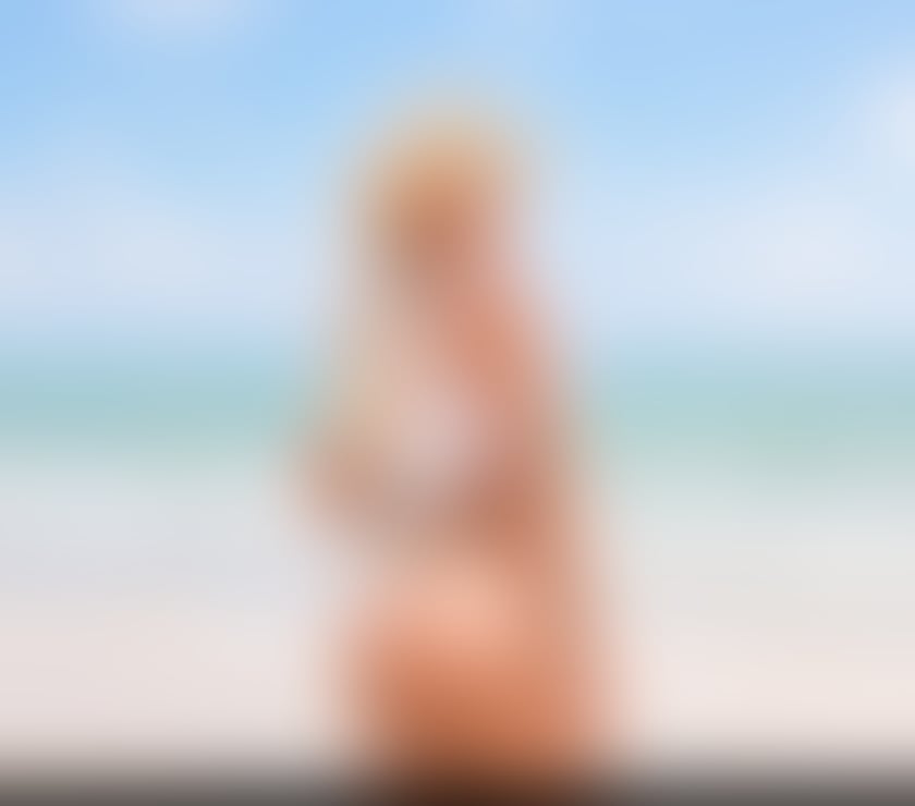 Escorts South East London Canada Water Station - South East London - Photos for Bruna party girl
