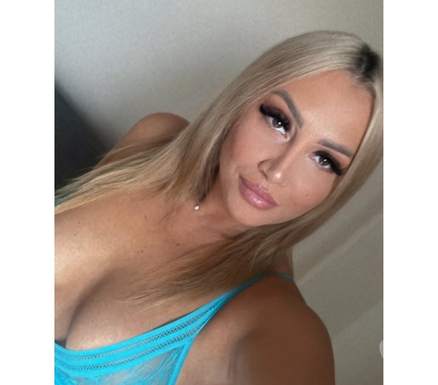 Escorts West Northamptonshire Appletree - West Northamptonshire - Photos for sexy Isabell new in town!!