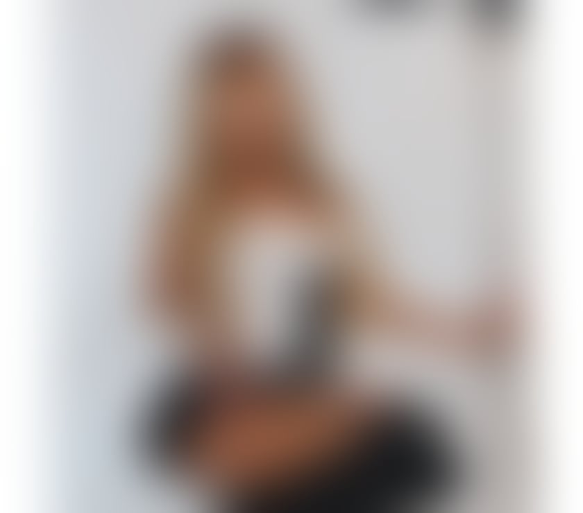 Escorts East London Canary Wharf - East London - Photos for Blonde party Brazil