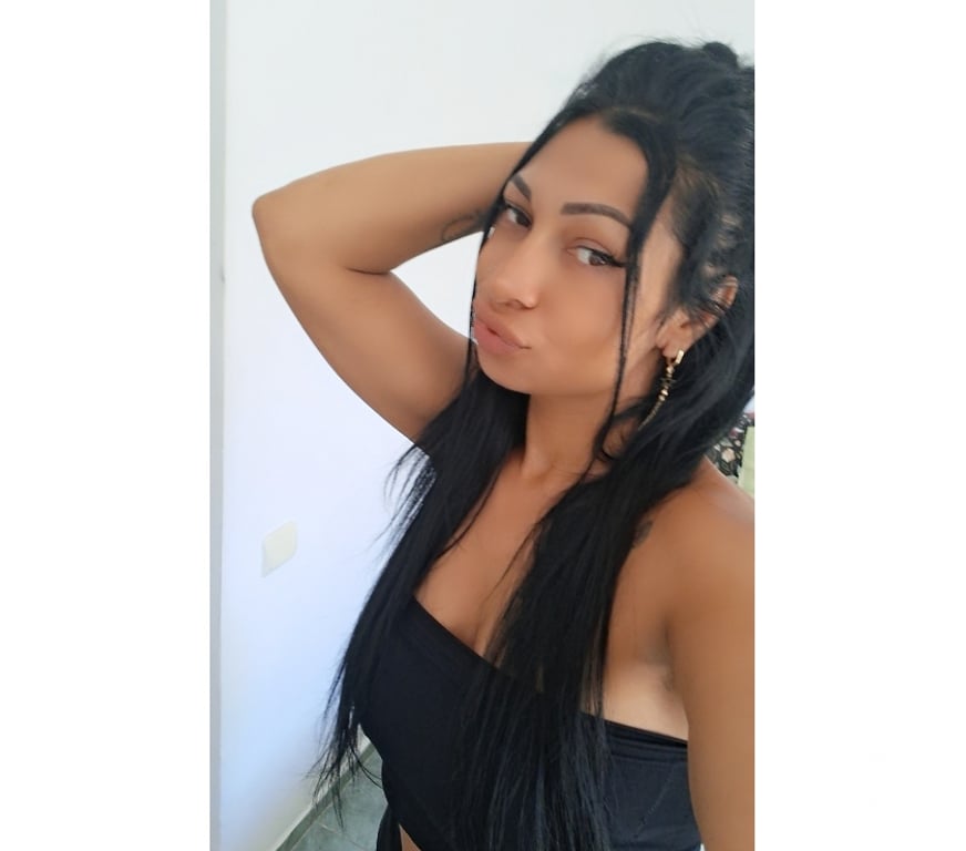 Escorts Wiltshire Swindon - Photos for Hi I’m new camelia real no rush