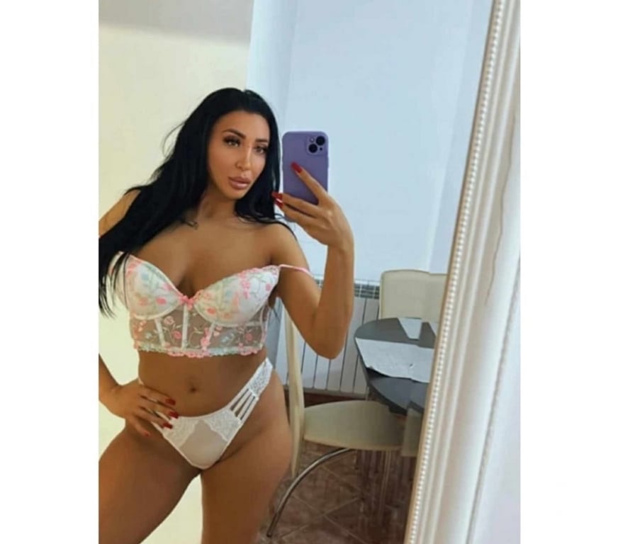 Escorts West Midlands Birmingham - Photos for Rebeca new girl❤️no rush😘queen bj🥰