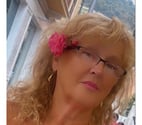 Acton - West London — Mature masseus Yolanda Poland