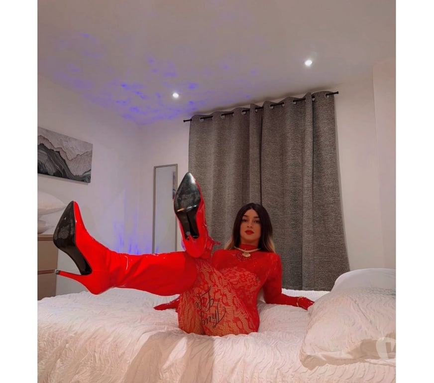Trans Escorts Wiltshire Swindon - Photos for Maria Fernanda 🇧🇷🥳💨🥂🔥