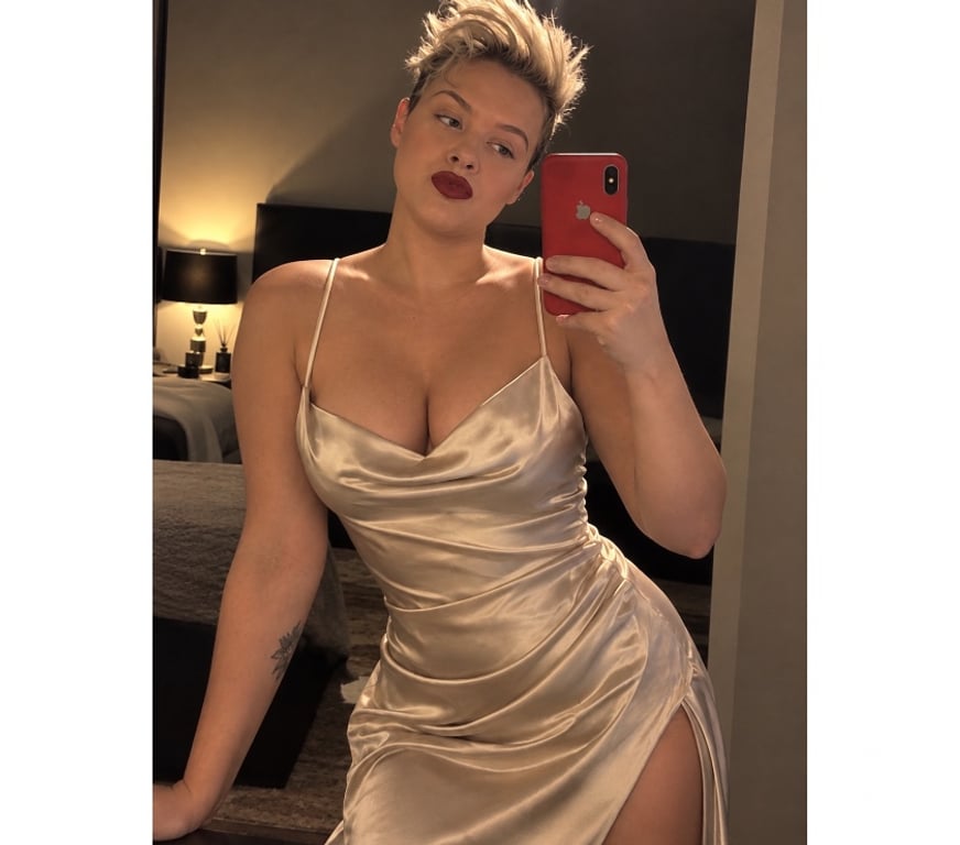 Escorts Essex Epping Forest - Photos for SHORT HAIR✨BIG 🍑UR NEW ADDICTION 🔥