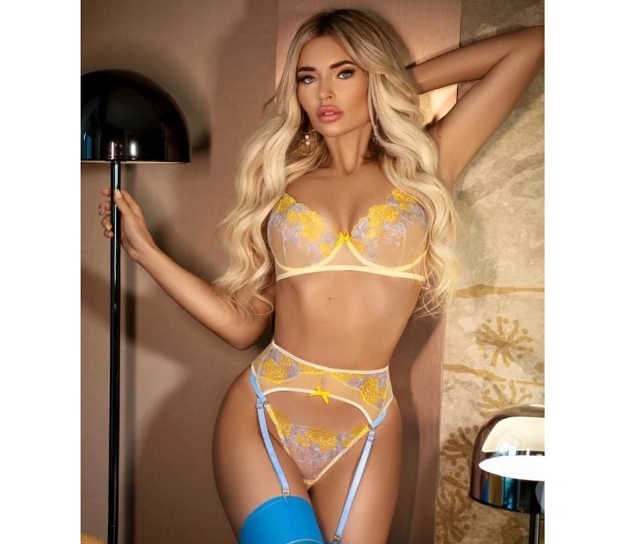 Escorts South East London Blackheath - South East London - Photos for Helena - The Best OWO on the city 🔞😈🍑