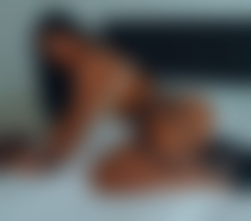 Escorts West Northamptonshire Northampton - West Northamptonshire - Photos for New Avva party girl real 100% Confirm via WhatsApp video.