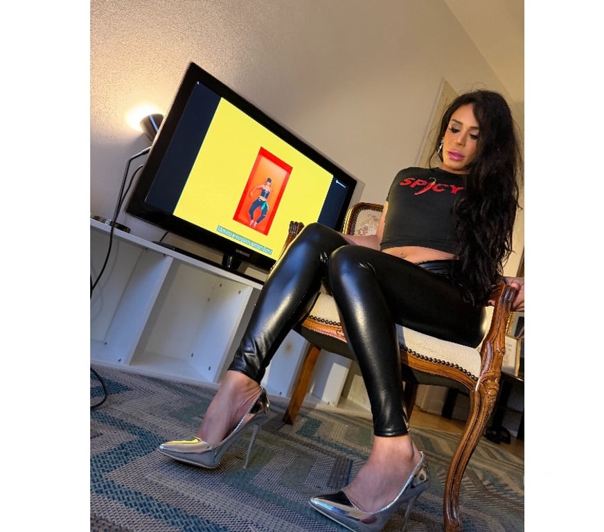 Trans Escorts South East London Croydon - Photos for DOMINICAN TS GIRL CROYDON📍5’5 TALL,XXL SURPRISE,BBL ASS