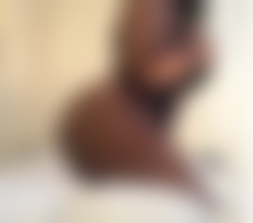 Escorts South West London Wimbledon - South West London - Photos for Sexy matured party ebony OUTCALLS only