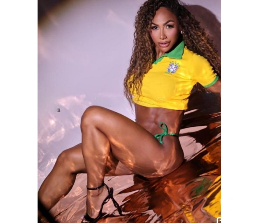 Escorts Lancashire West Lancashire - Photos for Seductive brunette