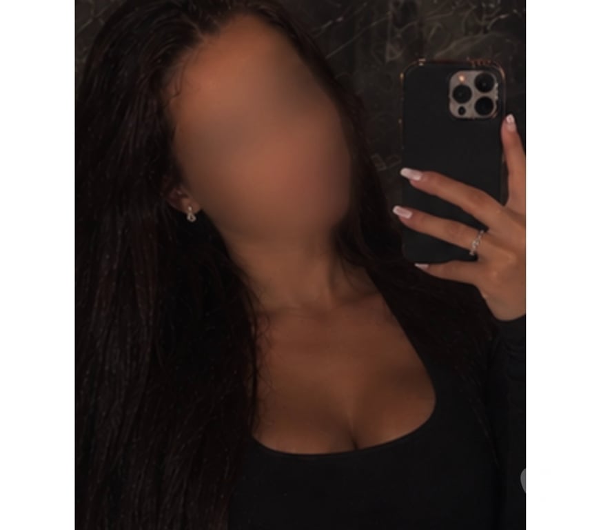 Escorts West Berkshire Reading - West Berkshire - Photos for Englishchloe party girl