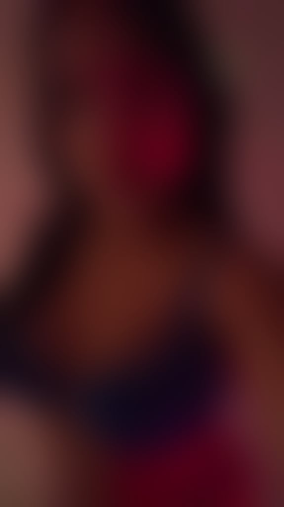 Escorts East London Mile End Station - East London - 