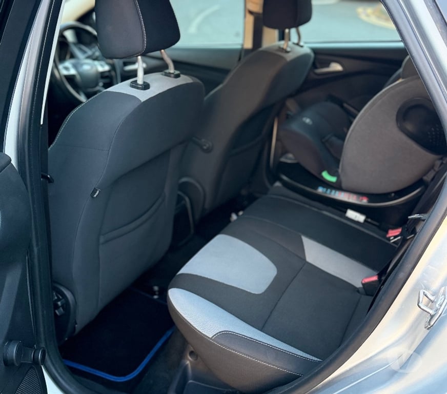 used cars for sale South West London Sutton - Photos for 2014 Ford focus 1.6L petrol automatic ulez free
