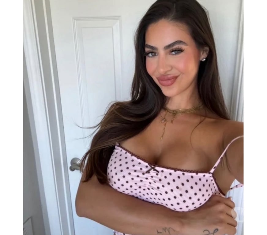 Escorts North West London Harrow - Photos for BABY ELEGANT JULLY 🔥🇧🇷 PARTY GIRL💦🫦
