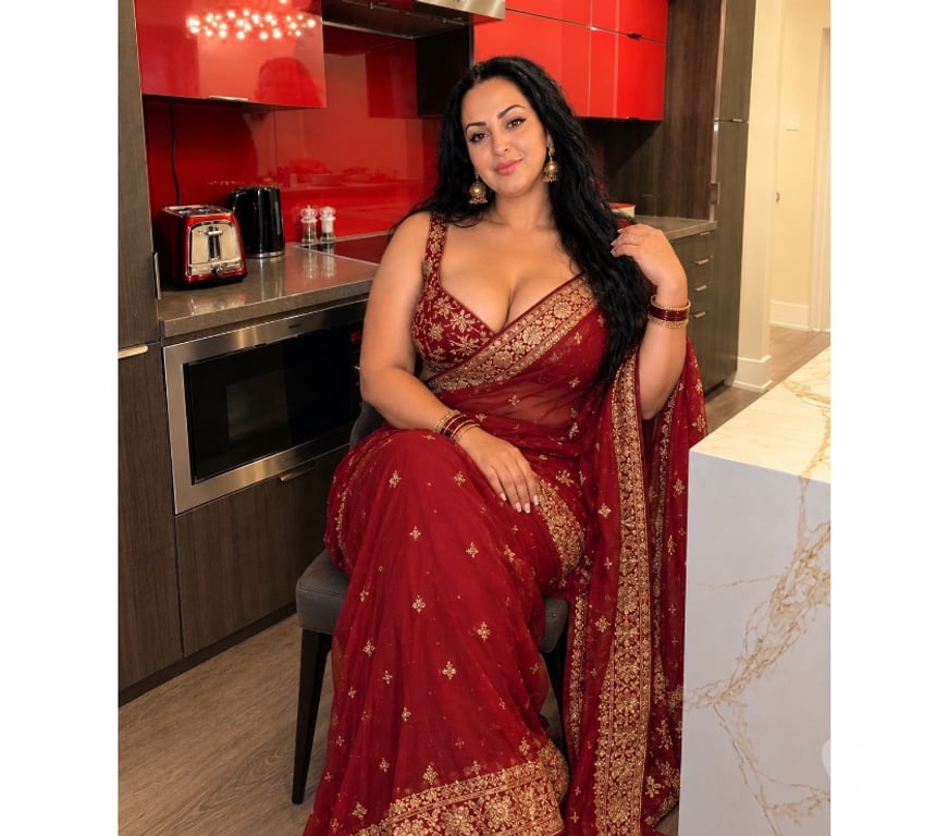 Escorts West Midlands Walsall - Photos for BIG ASS&BBW m party girls new i Nepali sara
