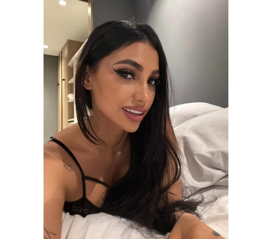 Escorts West London Hounslow - Photos for ✨ STUNNING BRUNETTE 🩷 AVAILABLE NOW 🔝NO RUSH