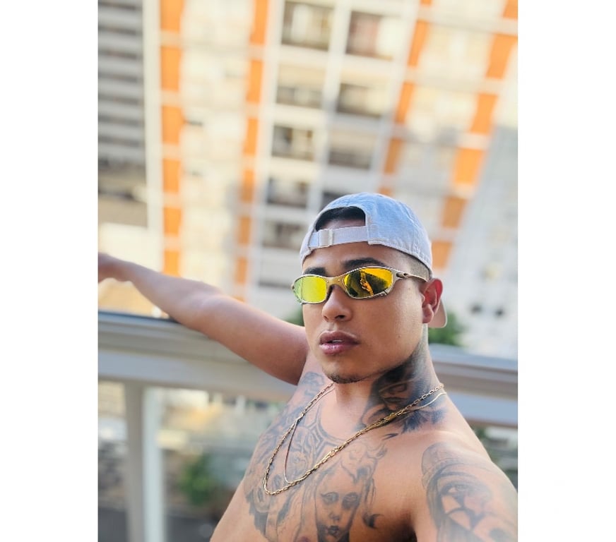  Gay massage West Midlands Birmingham - Photos for 🇧🇷Menino Brasileiro Disponível, Top Bottom, 😈✨