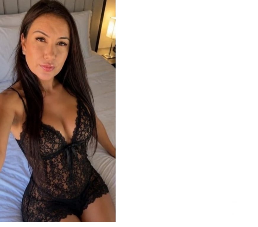 Escorts East London Canary Wharf - East London - Photos for HOT ERIKA❤️🤍BEST SERVICES 👠P@rTyGirl