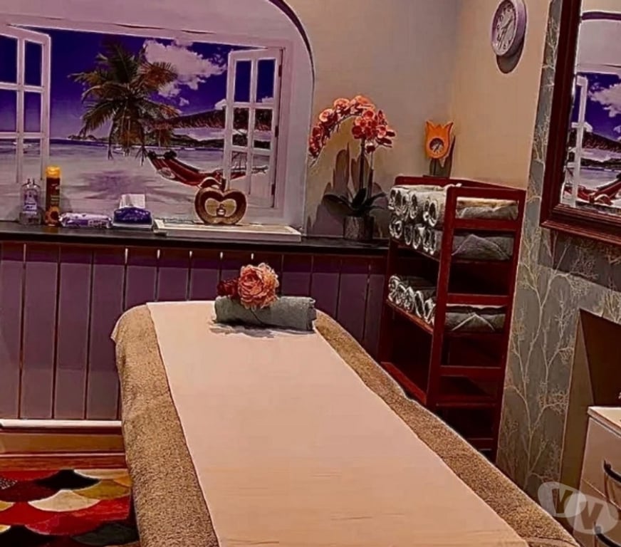 Full body massage Hampshire Eastleigh - Photos for Deep tissue body massage spa is available around