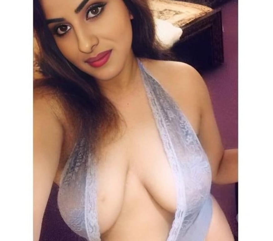 Escorts West Yorkshire Bradford - Photos for New HASFA🤗 BEST OWO 😛🤤PARTY GIRL 🥳🥳