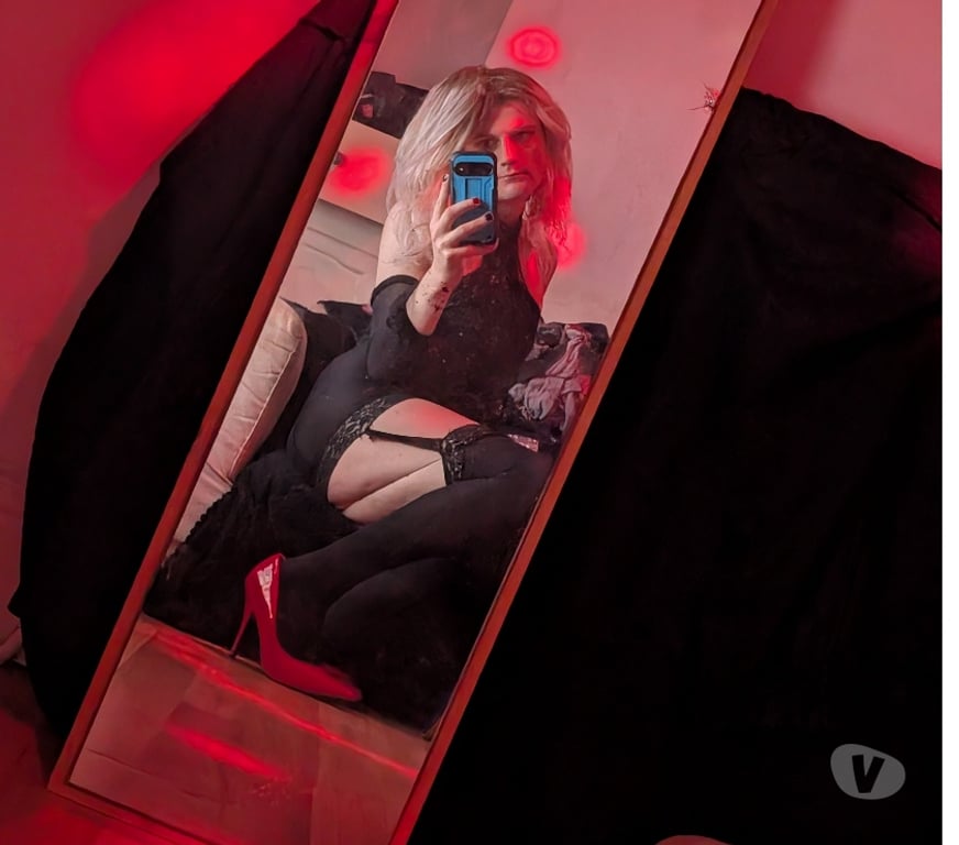  Gay massage South Yorkshire Sheffield - Photos for TransQueen-Babe Bambi Summers