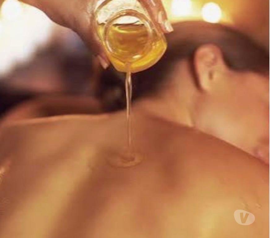 Full body massage South West London Sutton - Photos for Professional hot oil healing massage at your own comfort