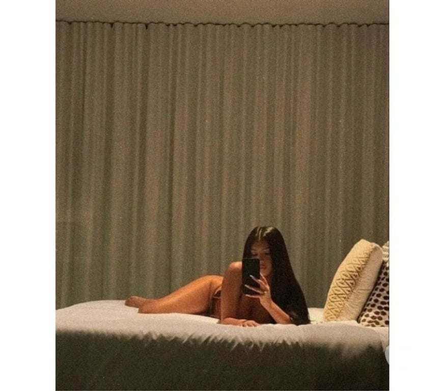 Escorts West Yorkshire Leeds - Photos for Jessica is back here blue eyes beautiful face 🥰
