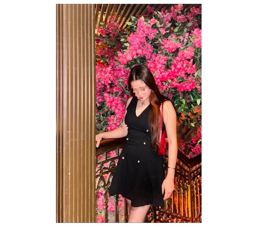 Escorts North West London Harrow - Photos for I'm Indian girl I'm harrow 😘