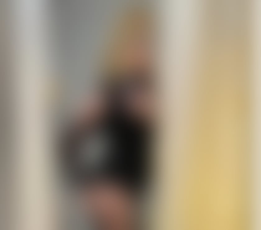 Hainault Station - Redbridge — CD Looking to Meet Tonight — Message Me on WhatsApp