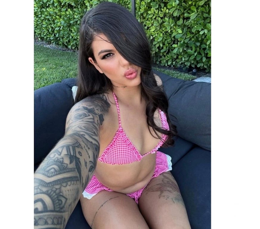 Escorts Surrey Woking - Photos for ❤️‍🔥 DANY PARTY GIRL ❤️‍🔥