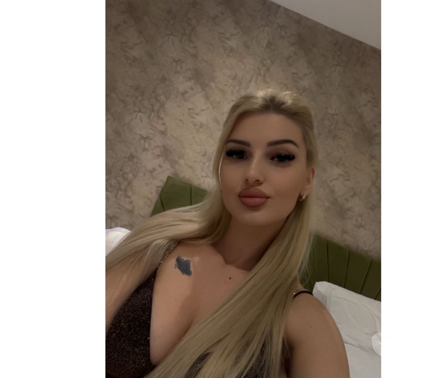 Escorts West Yorkshire Wakefield - Photos for New girls in town