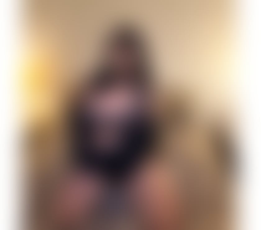 Escorts West Berkshire Newbury - West Berkshire - Photos for BRUNETTE&CURVY🎀 ONLY OUTCALL🌸KARLAA