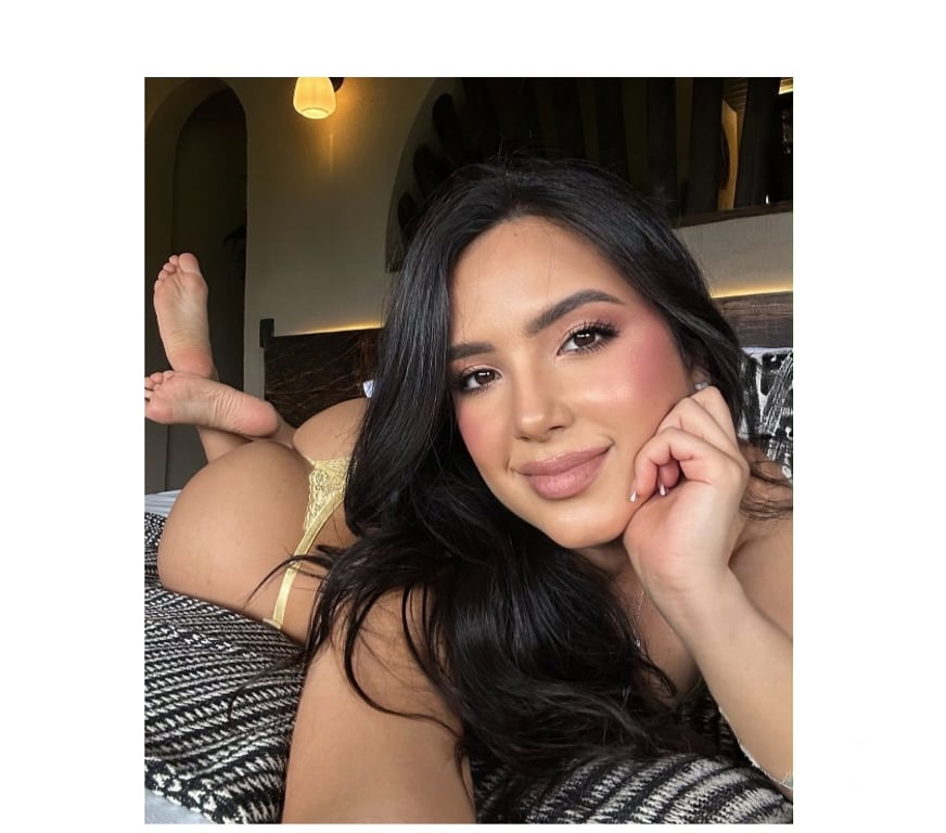 Escorts Bedfordshire Luton - Photos for Brunette available 🍒
