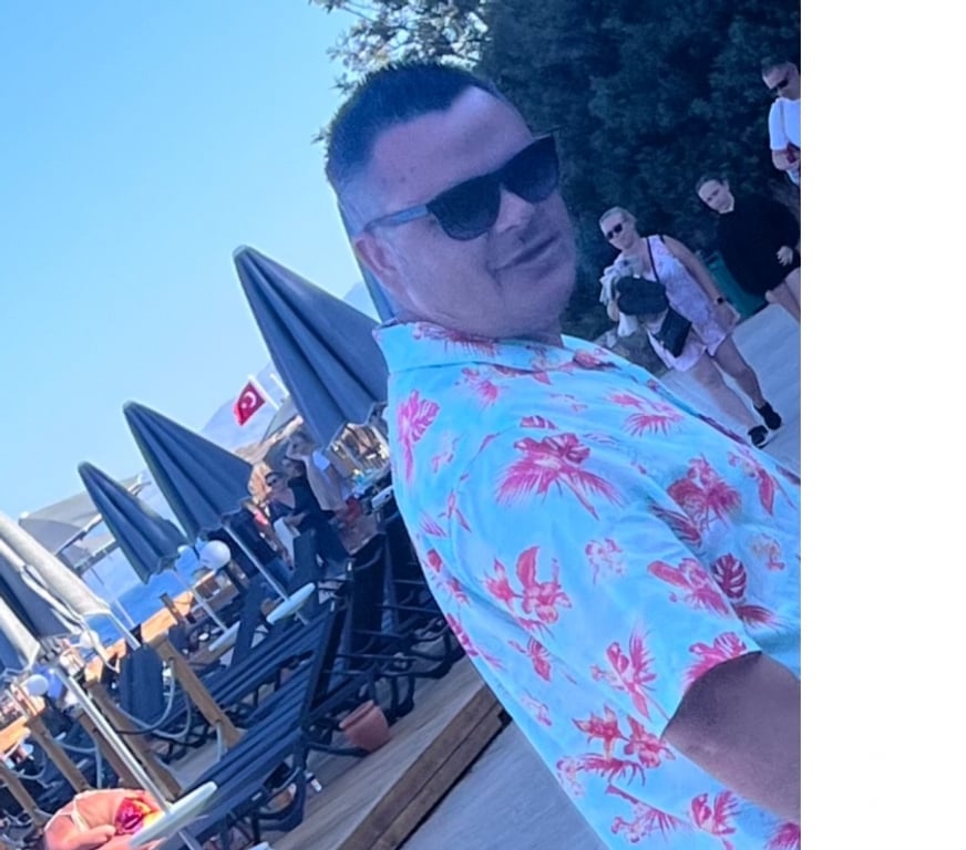 Escorts Gloucestershire South Gloucestershire - Photos for Male Escort Just for Ladies