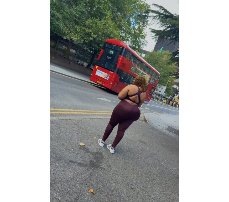 Escorts East London Redbridge - Photos for Relaxing massage in Barking