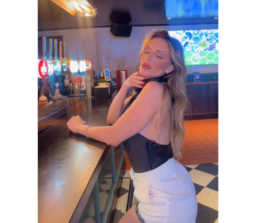 Escorts East London Old Street Station - East London - Photos for 🇧🇷Louise GIRL PARTY THE BEST MOMENT 🥂🍾