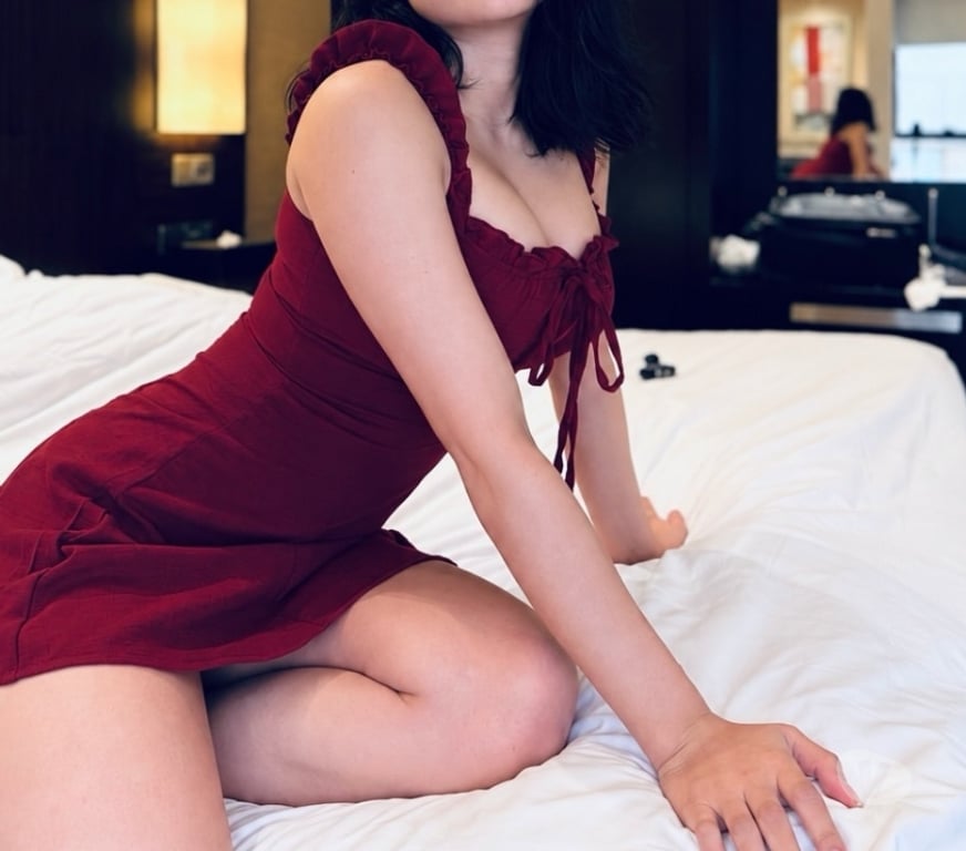 Escorts East London Havering - Photos for AVAILABLE HERE ✨️ INDIAN SWEETY 🧡 HERE FOR BEST
