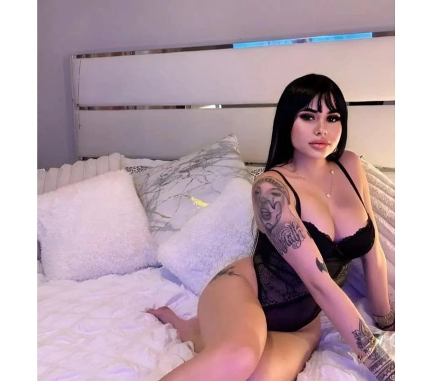 Escorts Barking and Dagenham Romford - Barking and Dagenham - Photos for 🔥 Paulinha – TATTOOED, WILD & HARD TO RESIST 😈