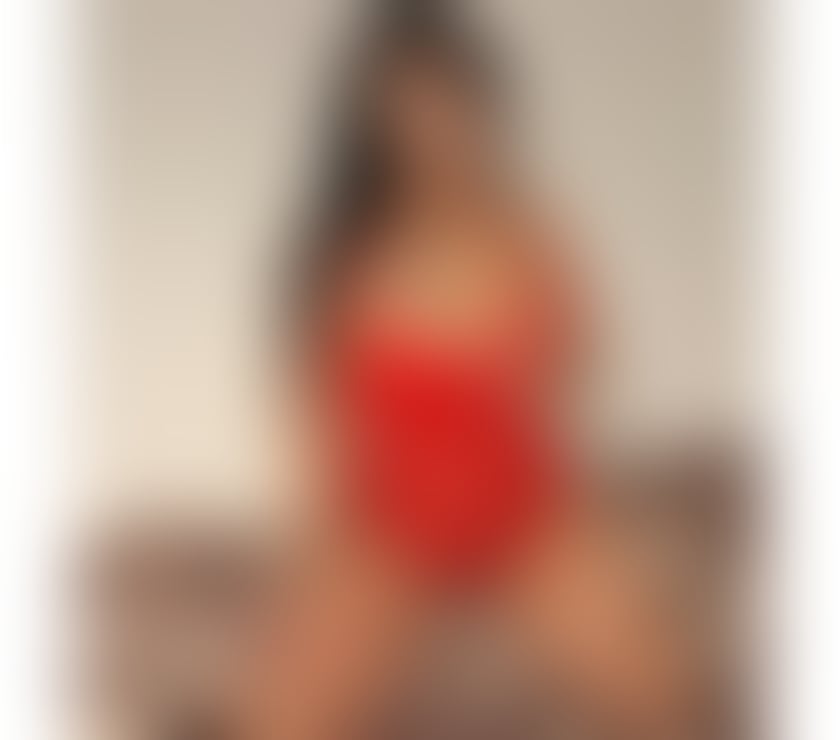 Swindon Town Centre - Swindon — 🩷Aryana🩷NEW IN TOWN❤️PARTY GIRL ❤