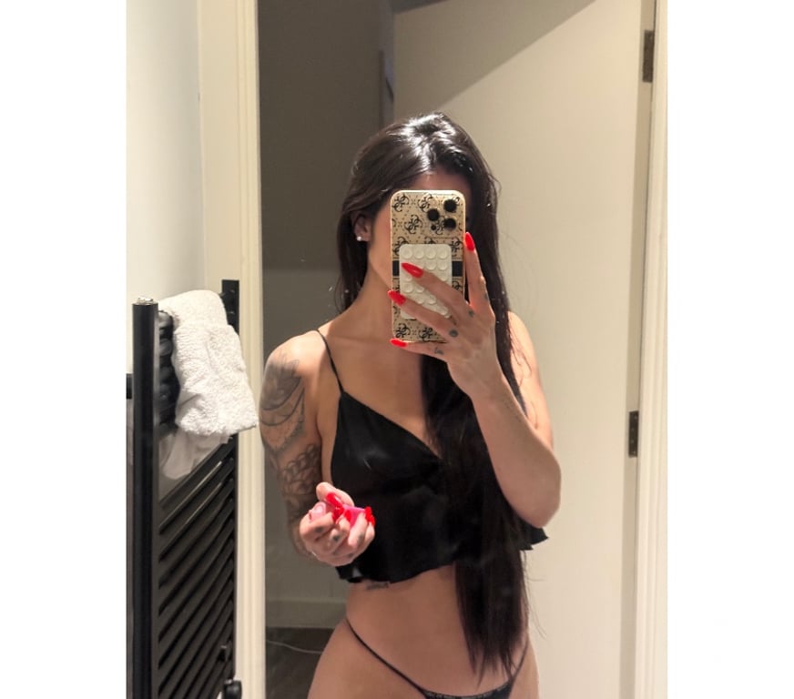 Escorts East London Stratford - East London - Photos for Bia🇧🇷moreno🇧🇷latina🔥party