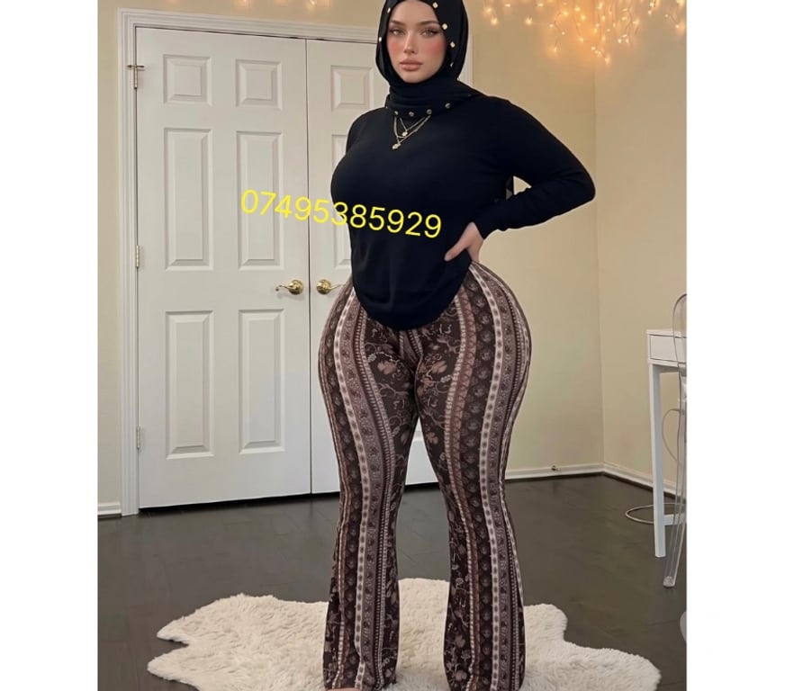 Escorts Bedfordshire Central Bedfordshire - Photos for ❤️BIG BOOBS SEXY MUSLIM❤️AMINA❤️
