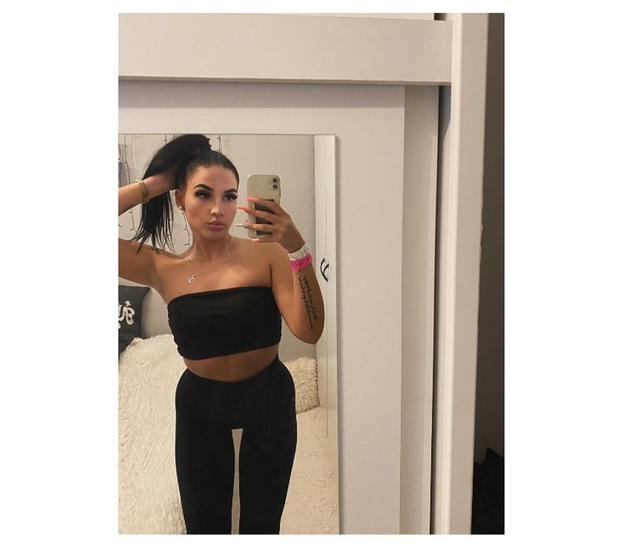 Escorts Greater Manchester Wigan - Photos for DELIA Good Conversation Starts Here