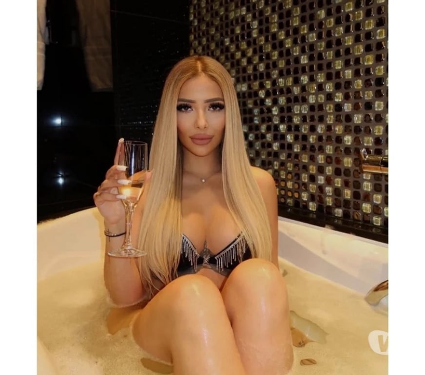 Escorts Norfolk Norwich - Photos for LOLY OWO PARTY GIRL 💖STUNNING 🤩 NO RUSH