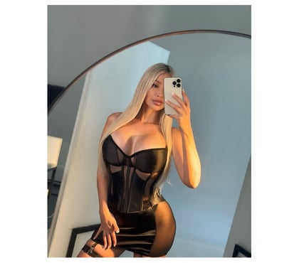 Escorts Cambridge City Centre Cambridge - Photos for Elena — Simple, Elegant & Genuine